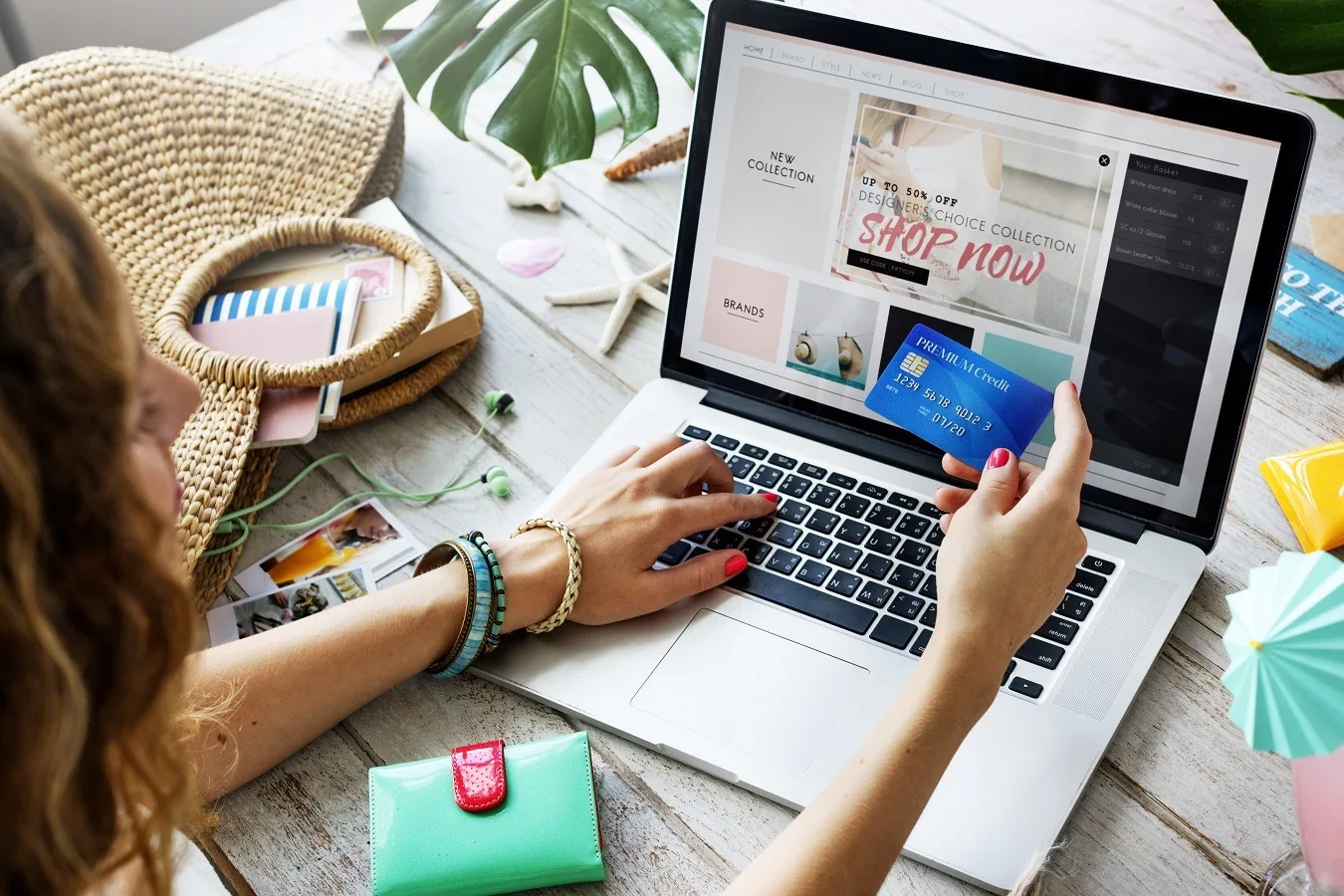 A woman online shopping on an ecommerce platform